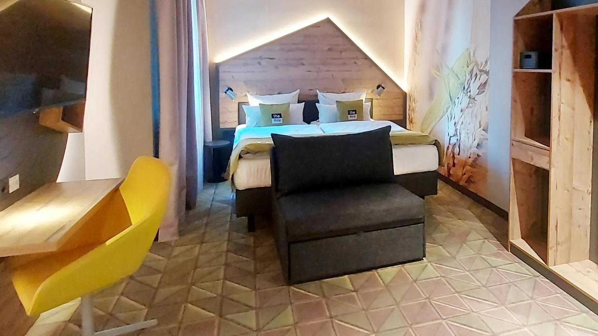 Holiday Inn - The Niu, Mill Cologne Muelheim, An Ihg Hotel